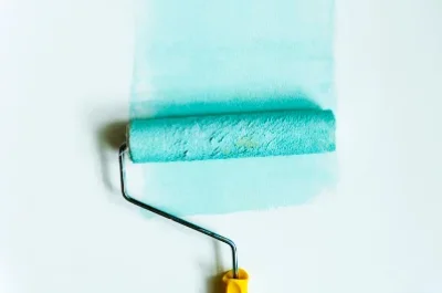 Peinture intérieure aux Neyrolles — murs, plafonds et boiseries